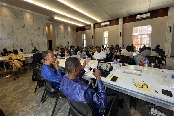 微信图片_2025-11-11_144919_554.jpg 微信图片_2025-11-11_144919_554.jpg